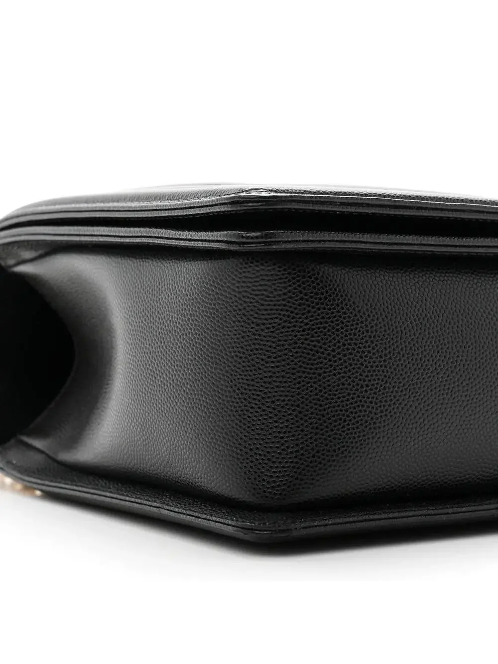 Chanel Caviar Quilted New Medium Boy #321981C45B